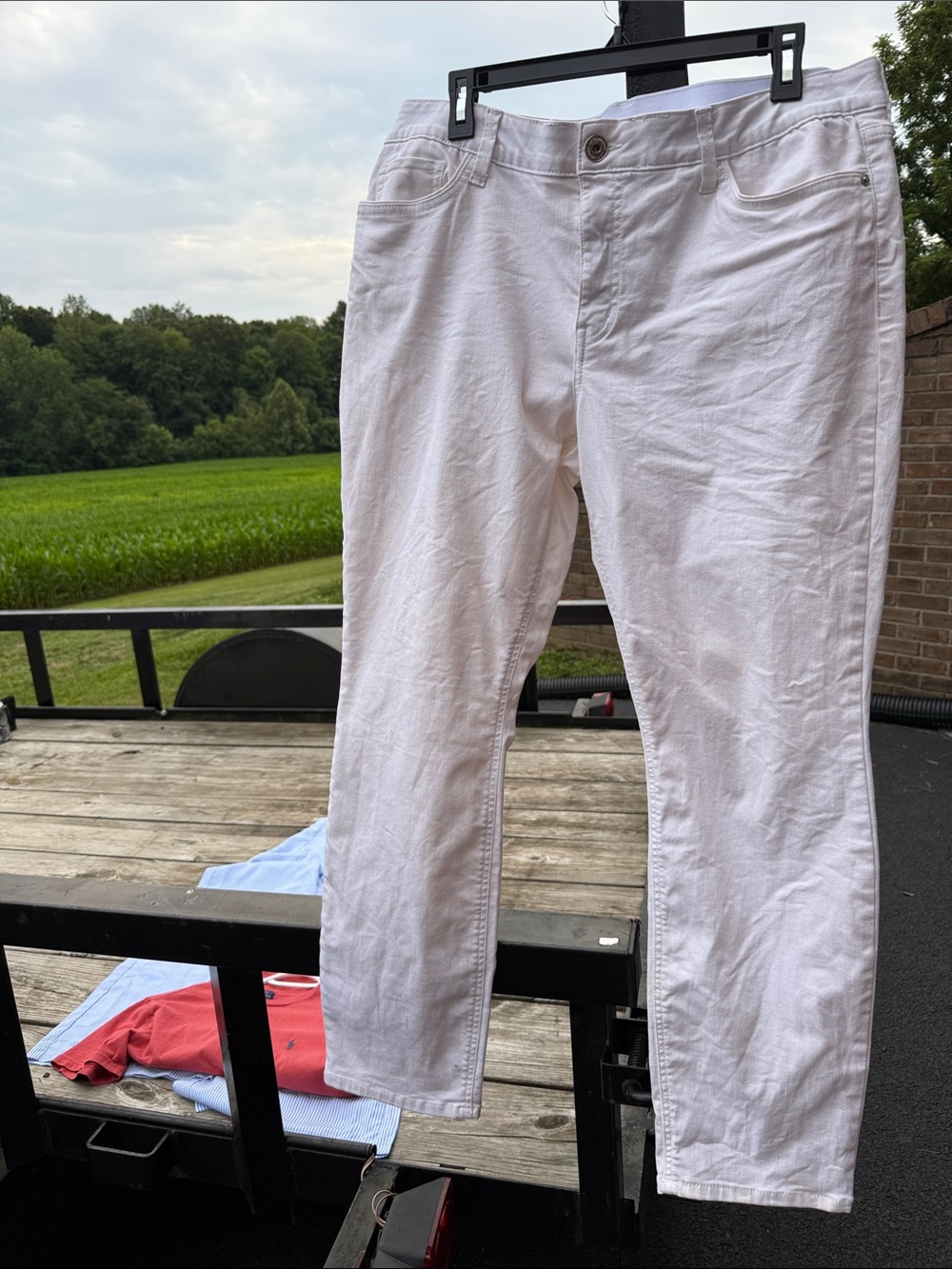 Liz Claiborne White Stretch Waistband Pants